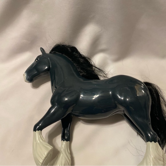 Lot of 2 Disney Pixar Shire Horses Angus From Brave Large Size - Picture 14 of 15